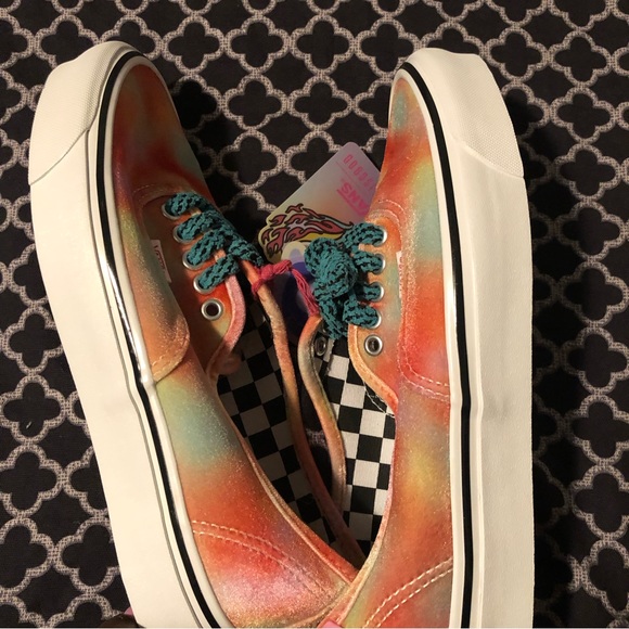 VANS IRENEISGOOD Sneakers Limited Edition 2022 Sz Women’s 10 Men’s 8.5 - Picture 3 of 12